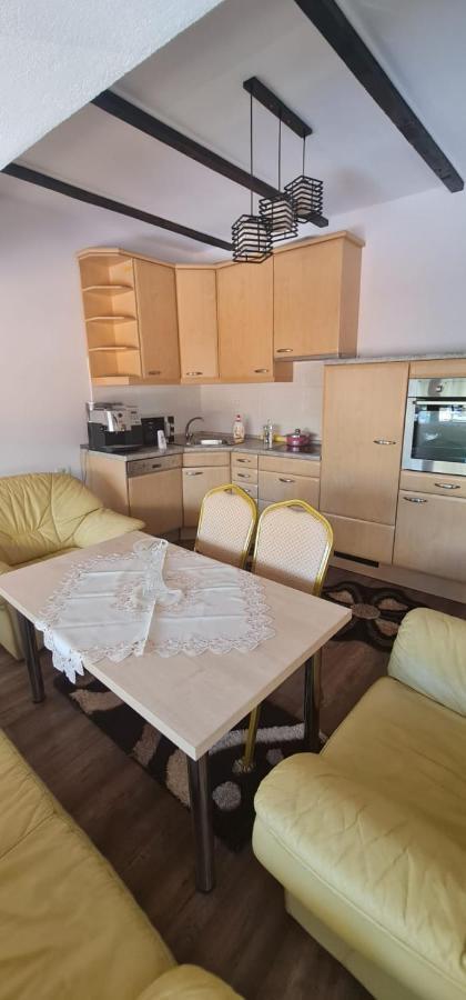La Ovi Hotel Fagaras Ngoại thất bức ảnh
